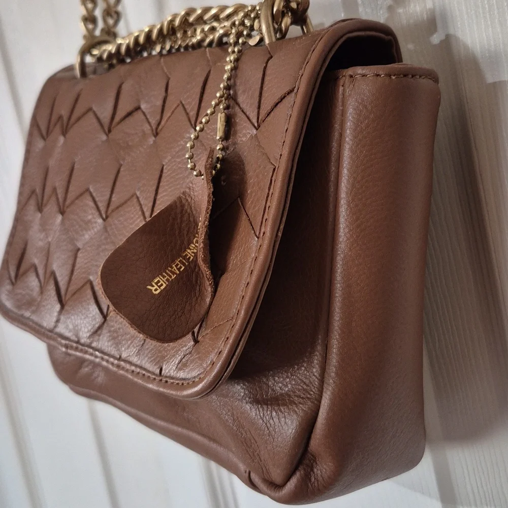 FREE Great American Leatherworks Brown Quilted Chain Strap Shoulder Bag - Picture 5 of 14